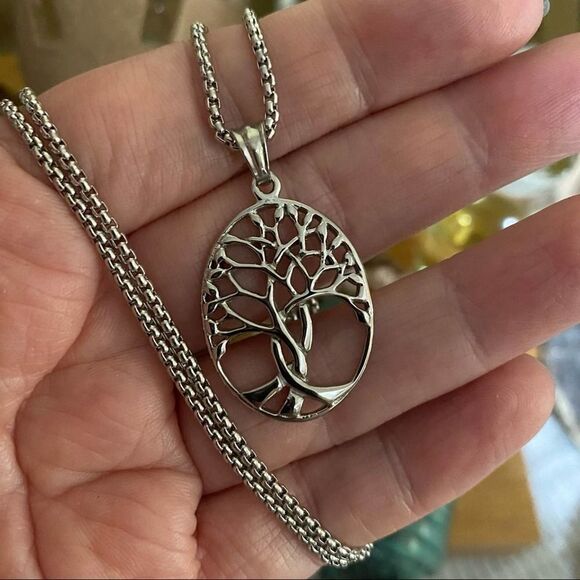 Tree Of Life Stainless Steel Necklace Rounded Box Chain - Picture 1 of 3